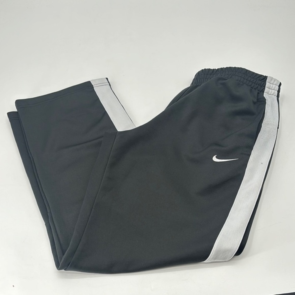 UEC Nike black men’s warm up pants size large